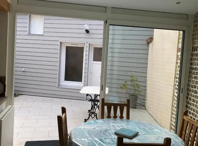 Holiday home Les Greves